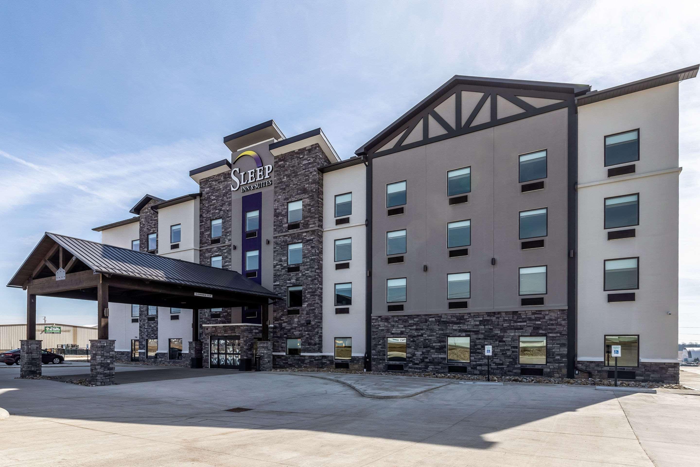 Sleep Inn & Suites Mt Hope Near Auction & Event Center Millersburg Extérieur photo