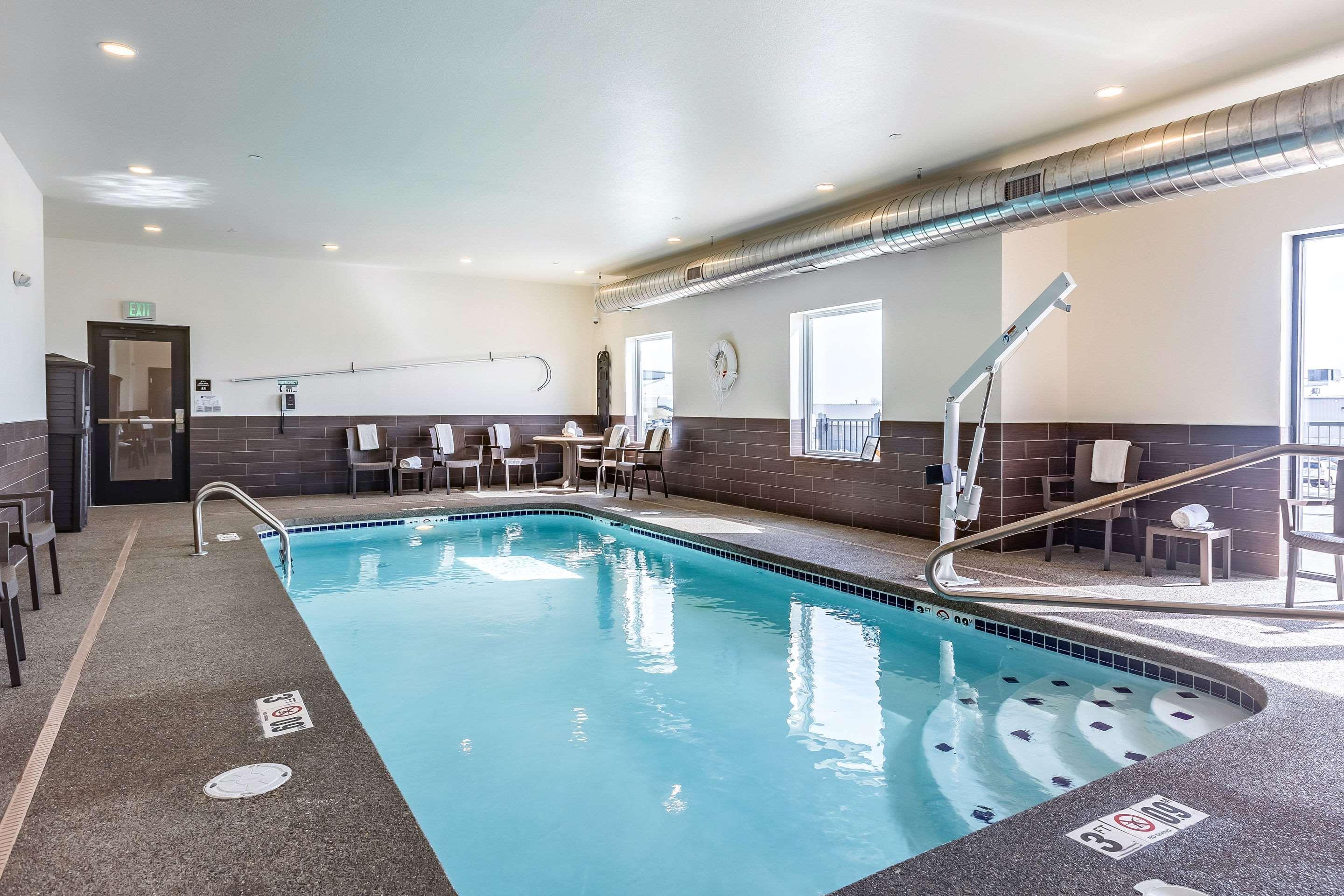 Sleep Inn & Suites Mt Hope Near Auction & Event Center Millersburg Extérieur photo